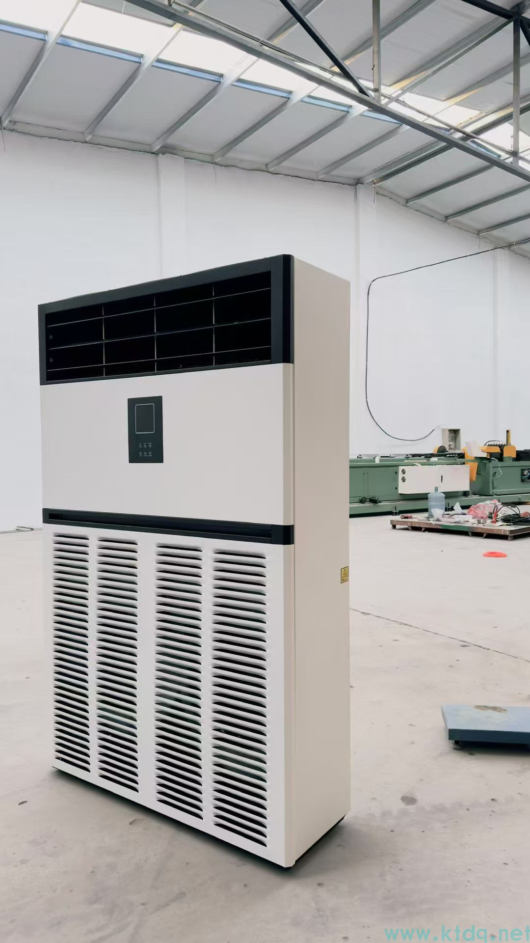 廠家供應大型10匹商用水空調 冷暖兩用水冷空調井水柜機(圖2)